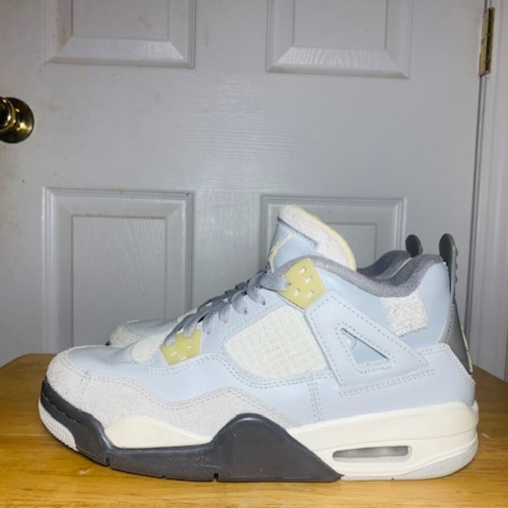 Preowned : Size 6y (GS) - Jordan 4 Retro SE Mid Craft